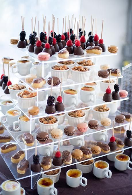 originele huwelijkstaart dessertbuffet